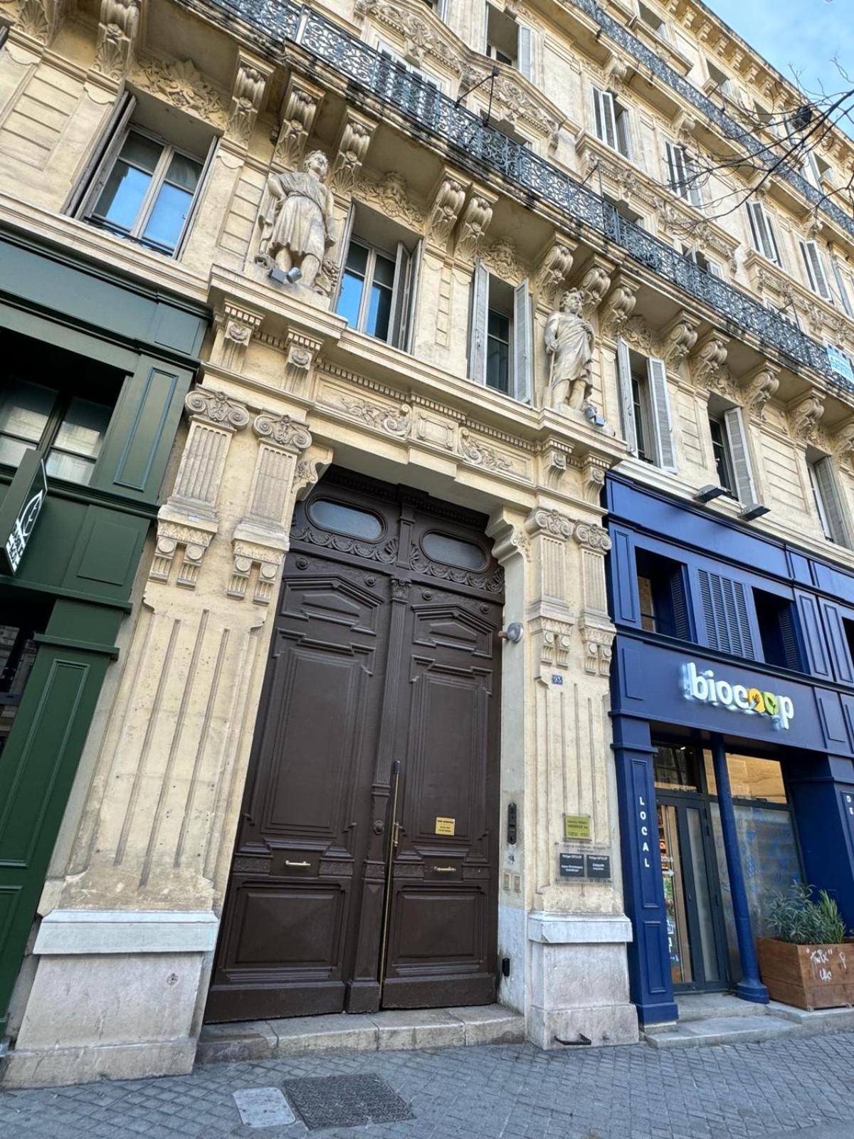 Appartemment Rue De La Republique, Joli Et Moderne Au Coeur Du Centre Marseille Kültér fotó